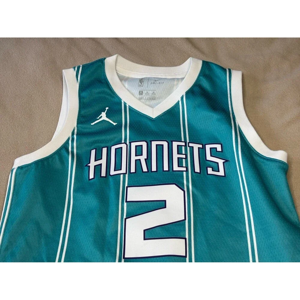 Nike Dri-Fit LaMelo Ball #2 Charlotte Hornets Youth Jersey Size: M 10-12 NBA